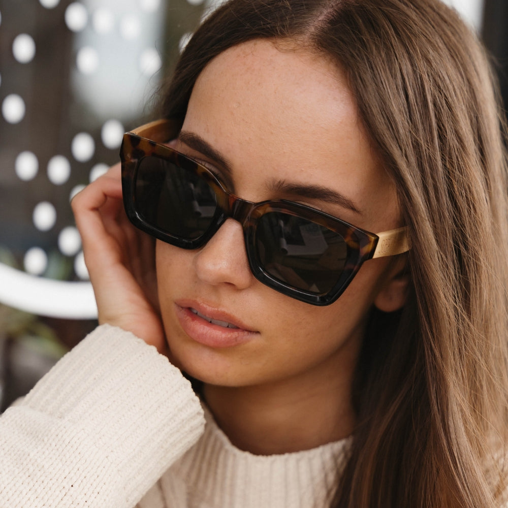 SUNGLASS READER l ZAHRA TOFFEE l UV 400 Magnifying Reader - Soek Fashion Eyewear Australia