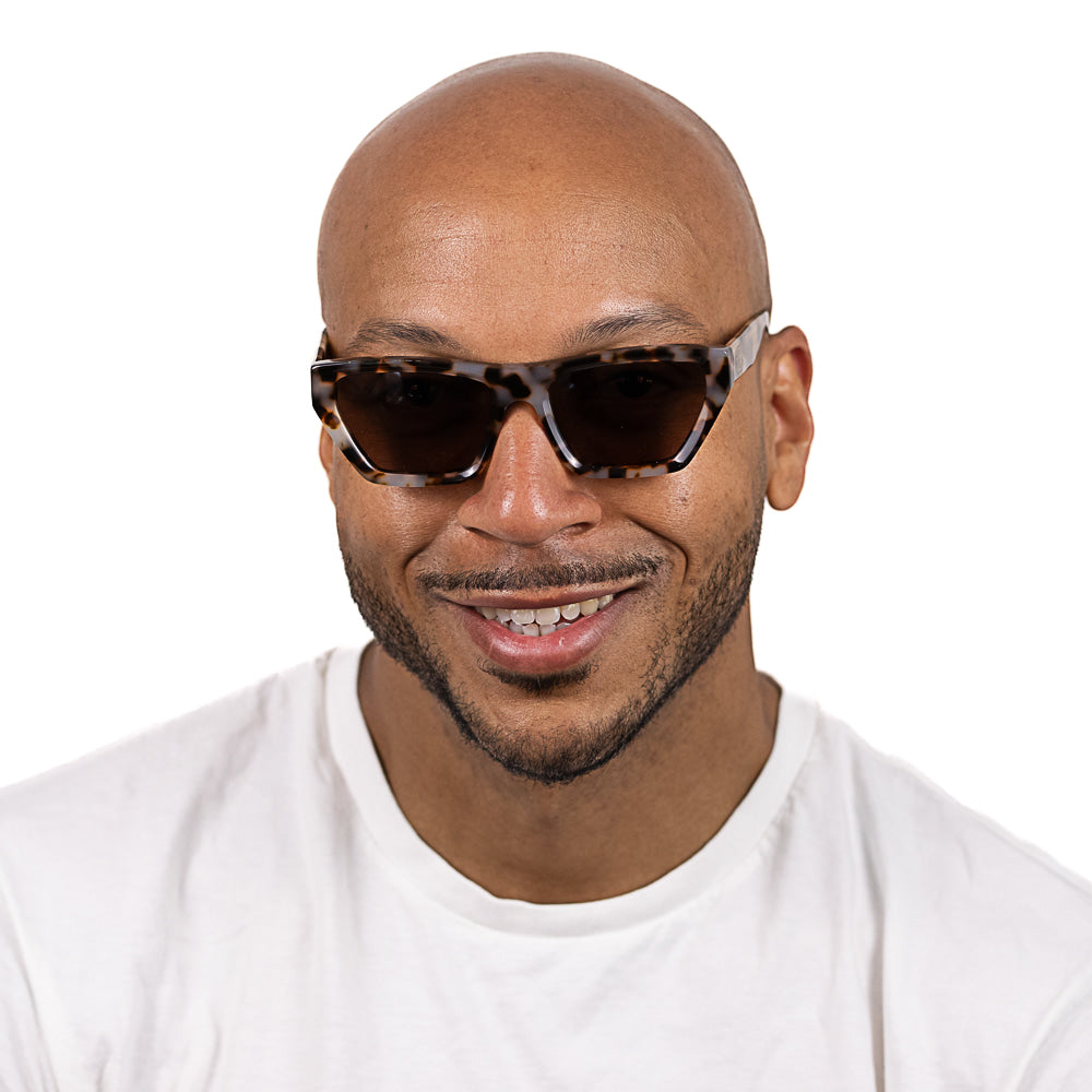 BEYOND SANDSTONE l Plastic Free Sunglasses l Black Polarised Lens - Soek Fashion Eyewear Australia