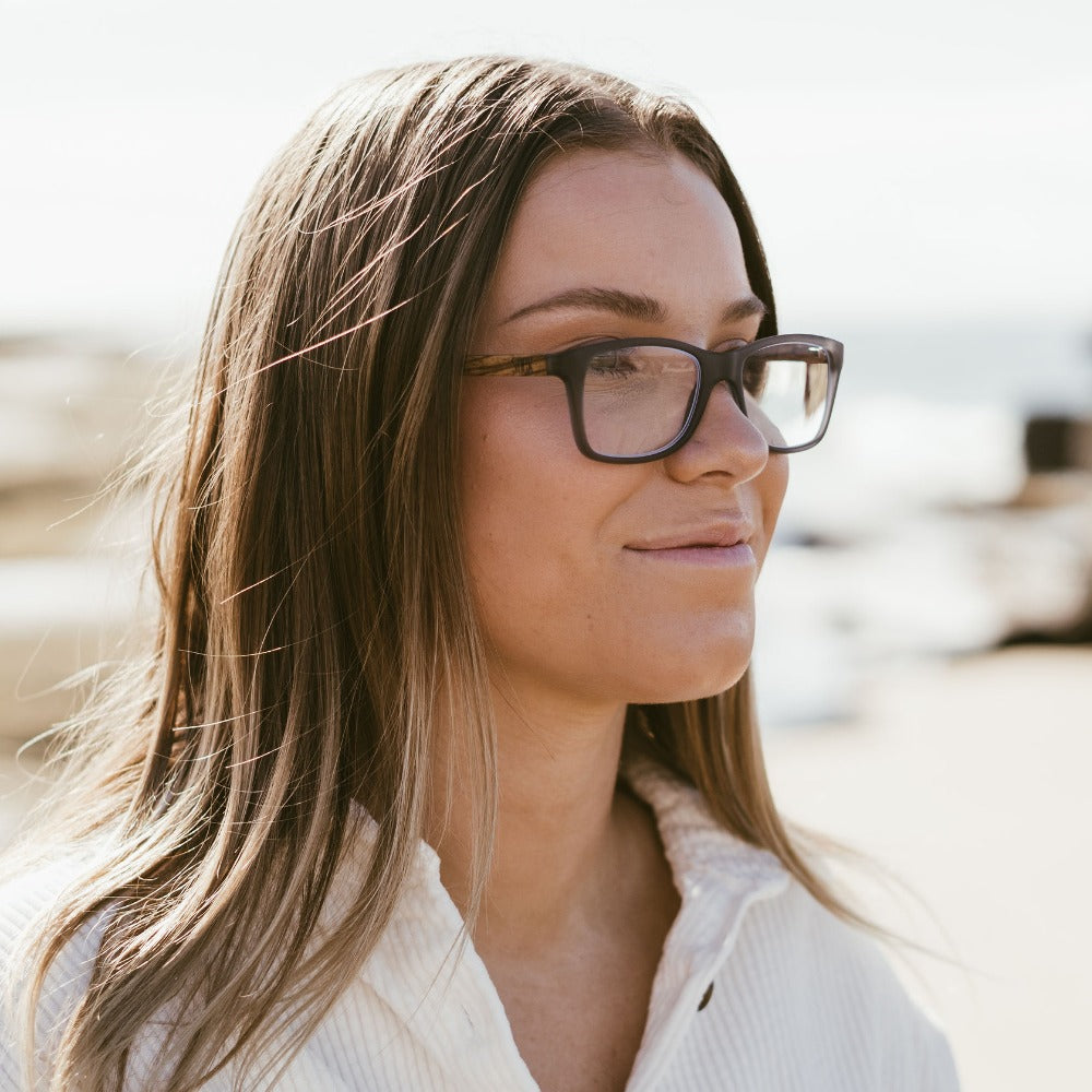 WATSONS BAY l Wooden Magnifying Blue Light Reader - Soek Fashion Eyewear Australia