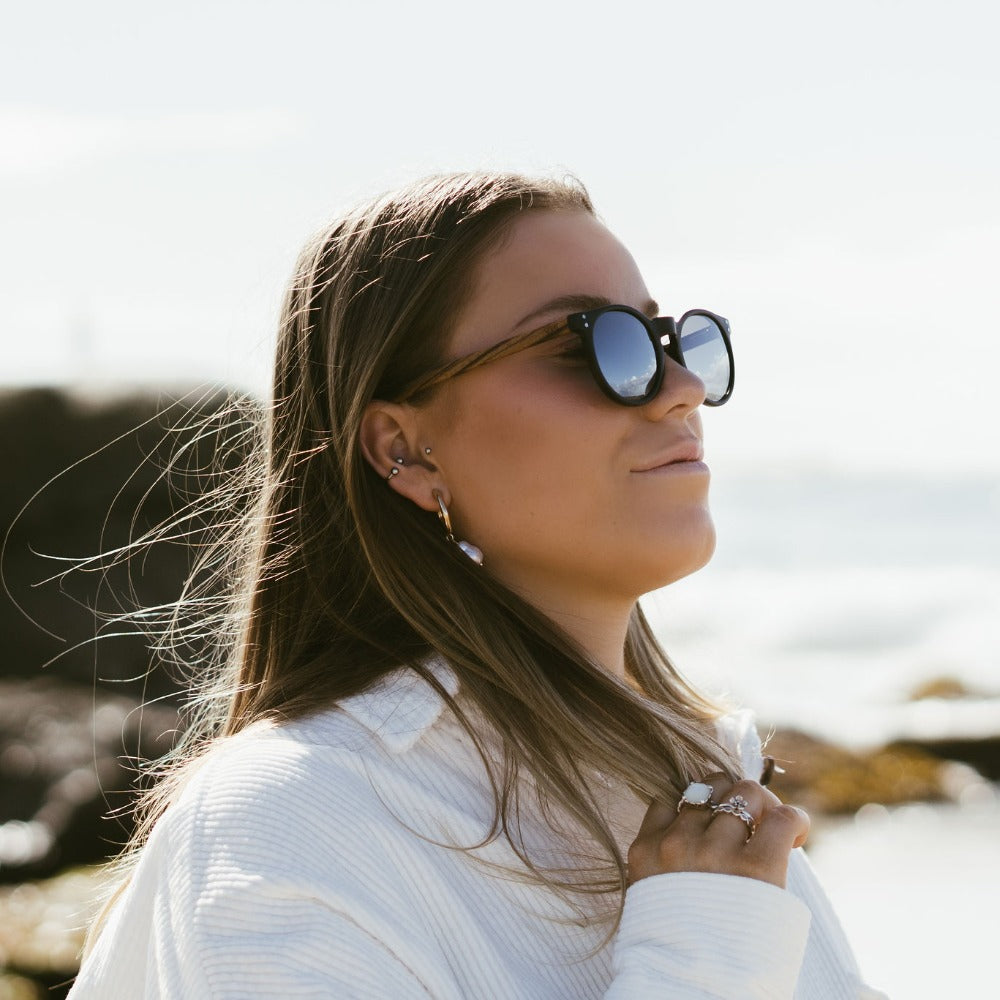 SORRENTO Silver Reflective Lens l Walnut Wooden Arms - Soek Fashion Eyewear Australia